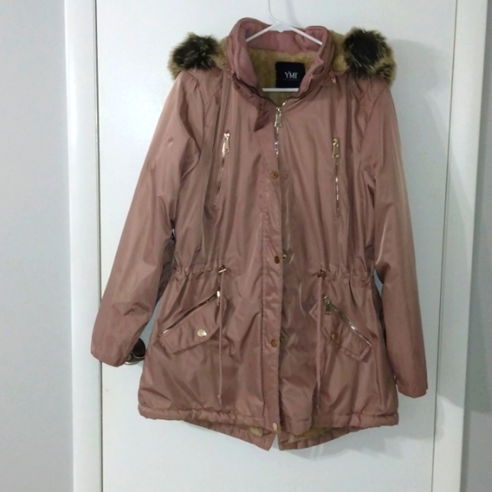 Sherpa lined anorak